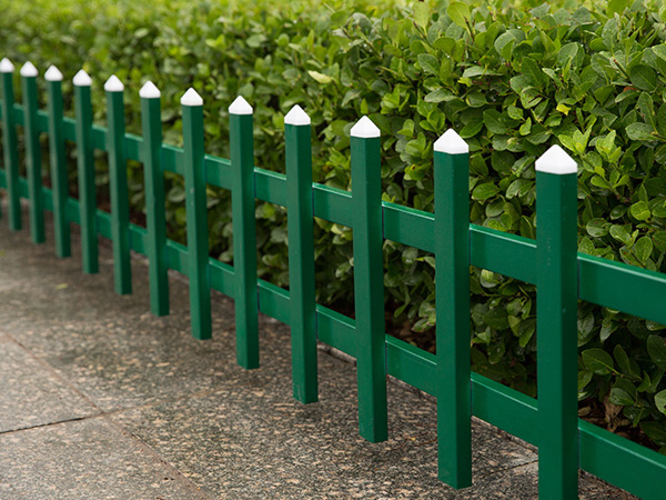 城市綠化護(hù)欄圖片