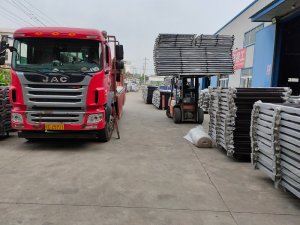 金用護欄2020年8月26日鋁合金護窗欄桿發貨！