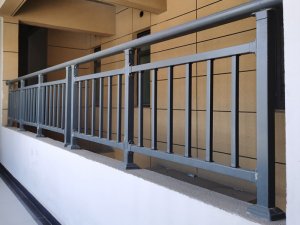 連廊陽(yáng)臺(tái)護(hù)欄