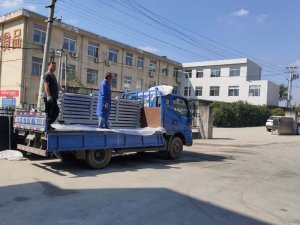 金用護欄2020年10月10日鋅鋼陽臺護欄發貨！