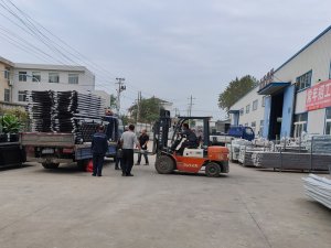 金用護欄2020年10月21日鋅鋼陽臺欄桿發貨！