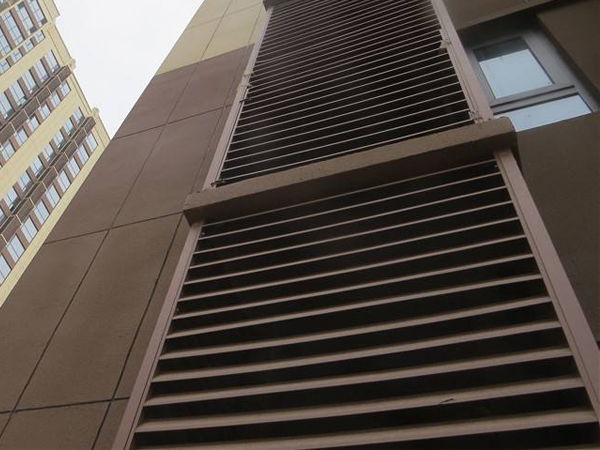 百葉窗是用鋅鋼的好還是鋁合金的好? 百葉窗是用鋅鋼的好還是鋁合金的好?