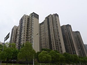 無錫朗詩太湖綠郡花園小區陽臺護欄、樓梯扶手定制