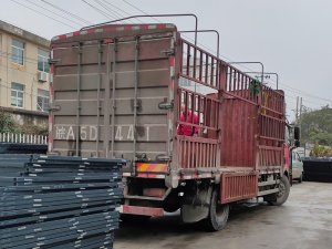  金用護欄2020年11月24日上午鋅鋼百葉窗發貨！