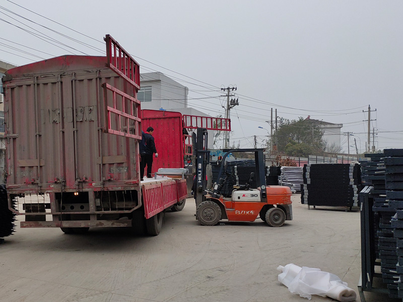  金用護欄2020年12月10日鋅鋼陽臺護欄發(fā)貨！