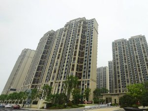 蘇州越湖家天下小區(qū)百葉窗、樓梯扶手定制