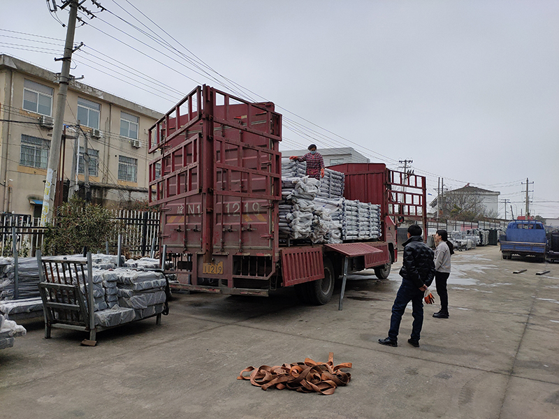 金用護(hù)欄2021年3月10日鋅鋼陽(yáng)臺(tái)護(hù)欄發(fā)貨！