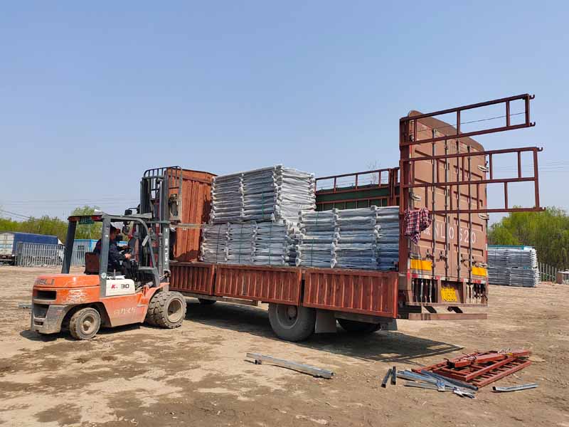 金用護欄2021年3月25日鋅鋼陽臺欄桿發貨！