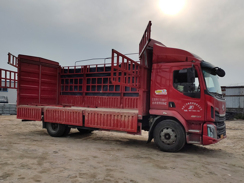 金用護(hù)欄2021年4月7日鋅鋼百葉窗發(fā)貨！