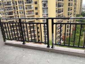 采購陽臺護(hù)欄，這三個(gè)小細(xì)節(jié)一定要了解！