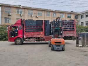 金用護(hù)欄2021年5月10日鋅鋼百葉窗發(fā)貨！