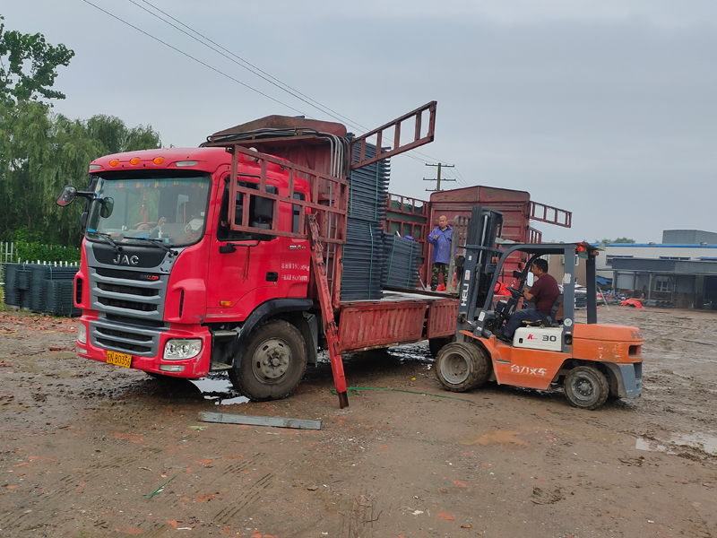 金用護欄2021年6月19日鋅鋼護窗欄桿發(fā)貨！