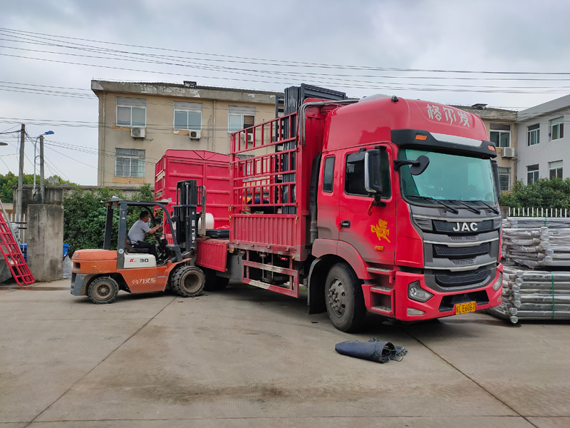 金用護欄2021年7月3日鋅鋼百葉窗發貨！