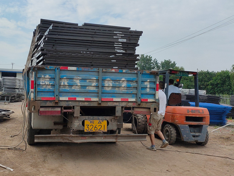 金用護欄2021年7月13日鋅鋼百葉窗發(fā)貨! 金用護欄2021年7月13日鋅鋼百葉窗發(fā)貨!