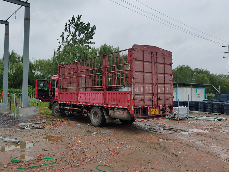 金用護欄2021年8月14日鋅鋼空調欄桿發貨! 金用護欄2021年8月14日鋅鋼空調欄桿發貨!