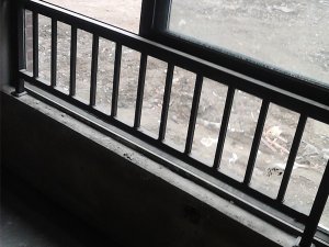 飄窗護欄用什么材質好？