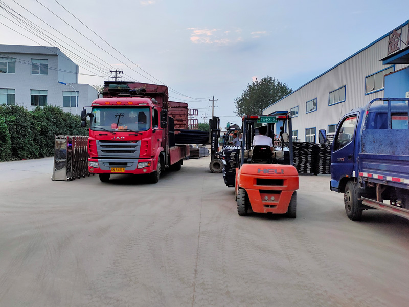 金用護欄2021年9月10日鋅鋼百葉窗發貨! 金用護欄2021年9月10日鋅鋼百葉窗發貨!