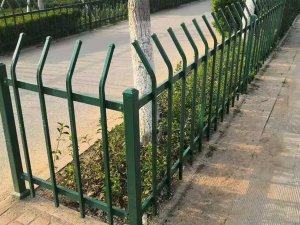 綠化護欄廠家怎么選擇? 綠化護欄廠家怎么選擇?