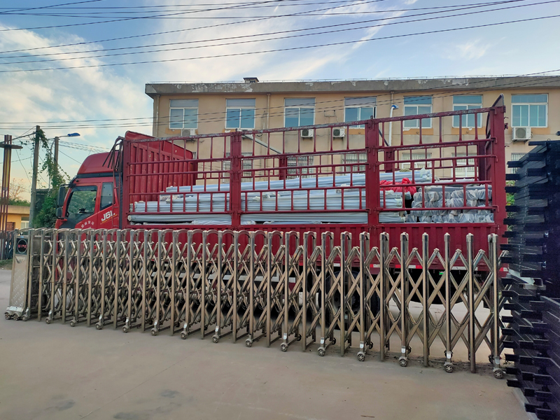 金用護欄2021年9月15日鋅鋼陽臺護欄發貨！