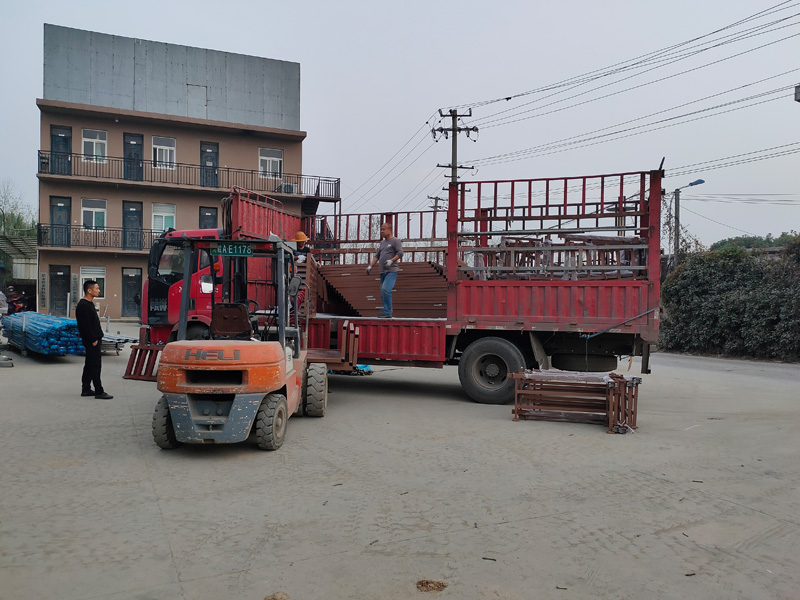 金用護欄2021年11月5日鋁合金空調(diào)護欄發(fā)貨！