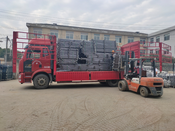 金用護欄2021年11月9日鋅鋼陽臺欄桿發貨！