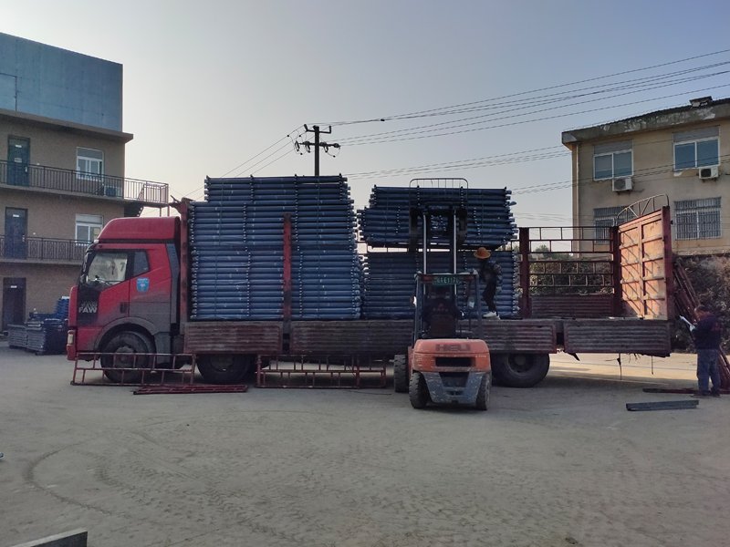 金用護欄2021年11月30日鋁合金玻璃欄桿發(fā)貨! 金用護欄2021年11月30日鋁合金玻璃欄桿發(fā)貨!