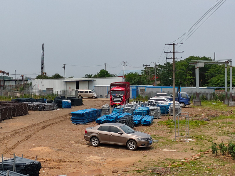 金用護欄2022年6月2日鋅鋼百葉窗裝車發貨! 金用護欄2022年6月2日鋅鋼百葉窗裝車發貨!