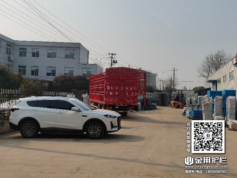 2024年3月16日鋅鋼連廊護欄裝車發(fā)貨! 2024年3月16日鋅鋼連廊護欄裝車發(fā)貨!