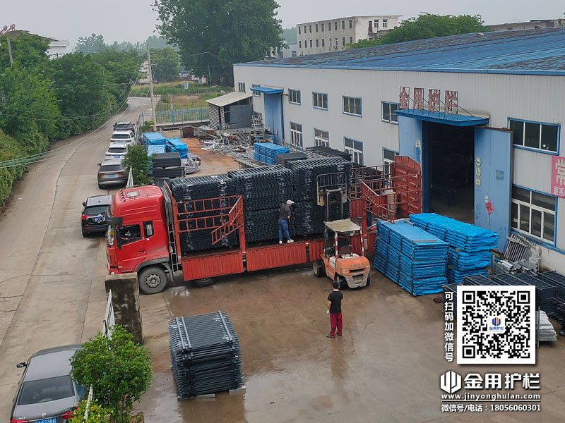 2024年5月11日鋅鋼圍墻護欄裝車發貨! 2024年5月11日鋅鋼圍墻護欄裝車發貨!