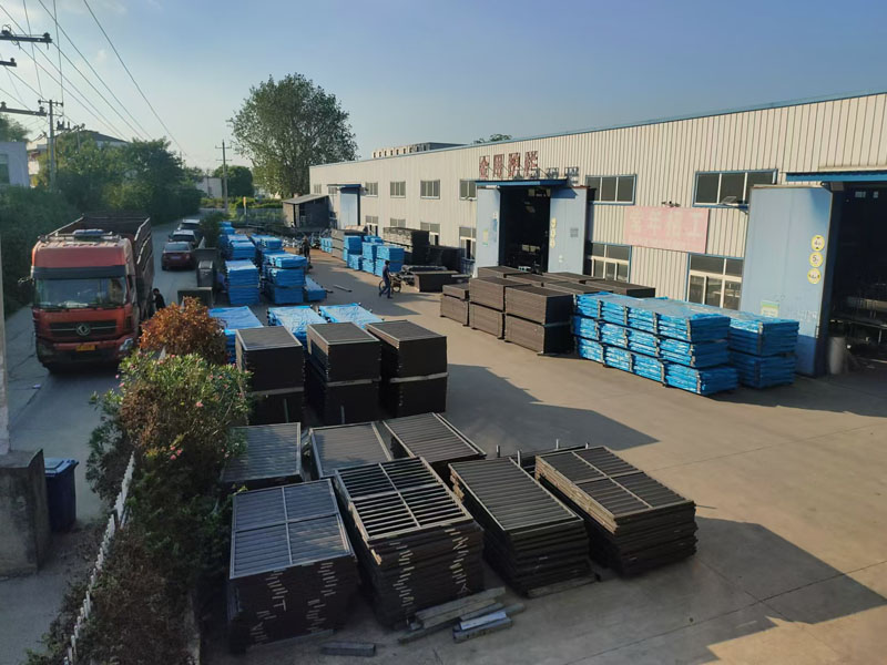 2024年9月10日鋅鋼圍墻護欄裝車發貨! 2024年9月10日鋅鋼圍墻護欄裝車發貨!