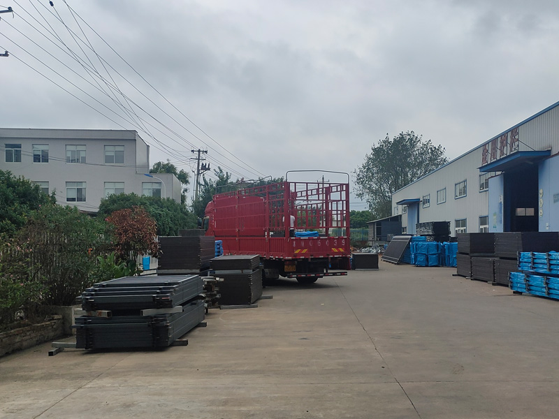 2024年9月19日鋅鋼百葉窗裝車發貨！