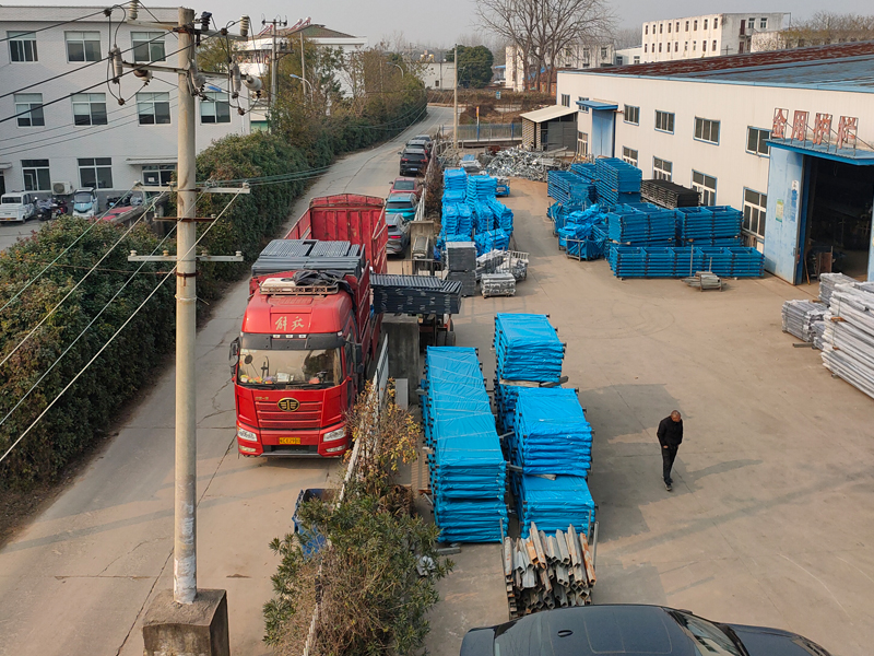 2024年12月13日鋅鋼百葉窗裝車發(fā)貨! 2024年12月13日鋅鋼百葉窗裝車發(fā)貨!