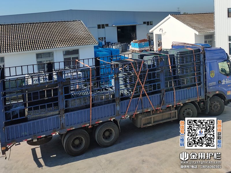 2025年8月16日鋅鋼百葉窗裝車發(fā)貨！