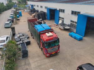 2025年9月3日鋅鋼陽臺護欄裝車發貨！